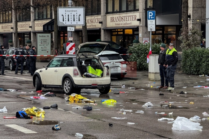 At least 20 injured in Munich as car crashes into a group of people