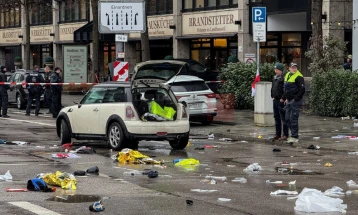 At least 20 injured in Munich as car crashes into a group of people