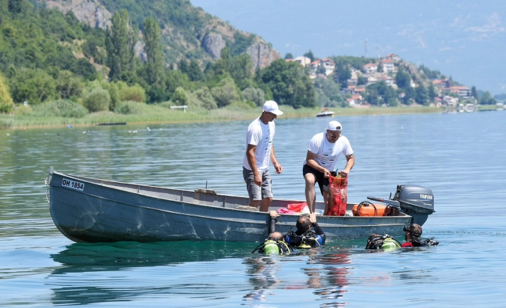 Во мај трета подводна акција за чистење на струшкото крајбрежје