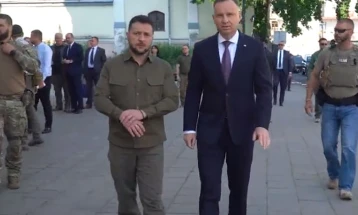 Duda e porositi Zelenskin se duhet të jetë konstruktiv në bashkëpunimin me Trampin