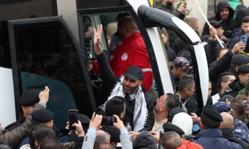 Shtëpia e Bardhë e mbështetë vendimin e Izraelit që ta shtyjë lirimin e të burgosurve palestinezë