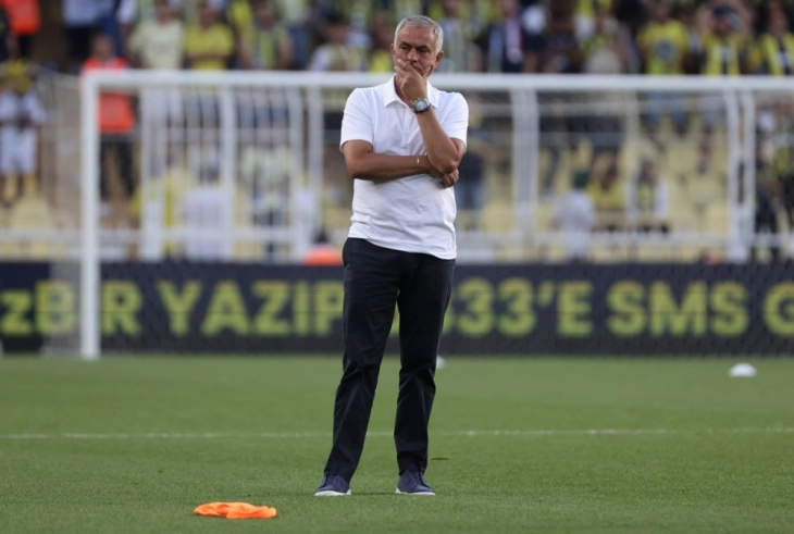 Galatasaray plan legal proceedings against Jose Mourinho for racism