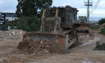 Janë rrënuar pjesë të mëdha të kampit Xhenin, 40.000 palestinezë i braktisën shtëpitë