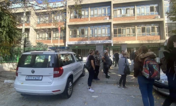 MoI: Two 14-year-olds from Skopje send false bomb threats to schools