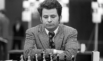 Russian chess legend Boris Spassky, former world champion, dies at 88