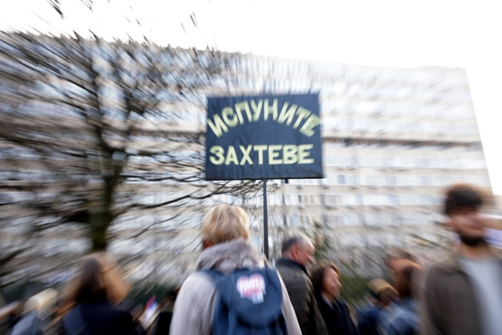 Thousands protest in Serbia four months after deadly roof collapse