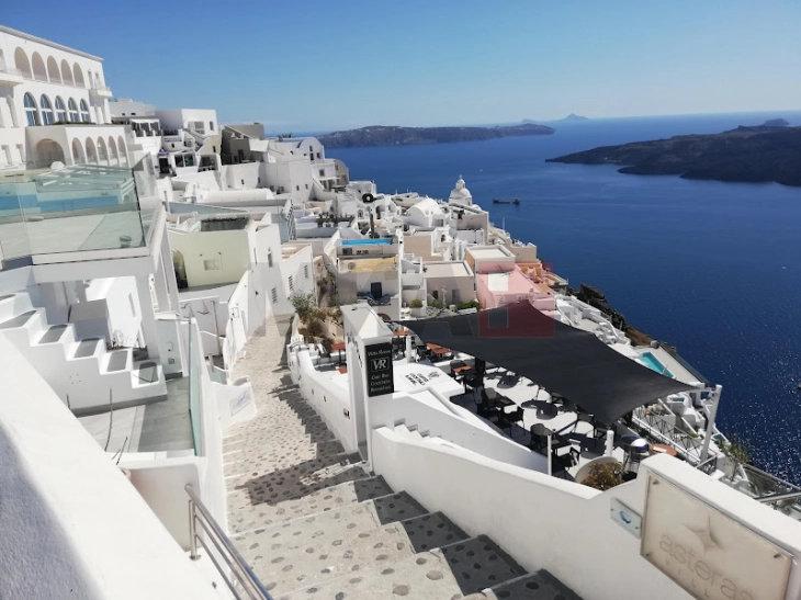 По еден месец се отвораат училиштата на Санторини, Иос, Аморгос и Анафи