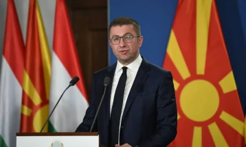 Mickoski: Shpresoj se procesi ynë i eurointegrimeve do të zhbllokohet me mbështetje të madhe nga Hungaria