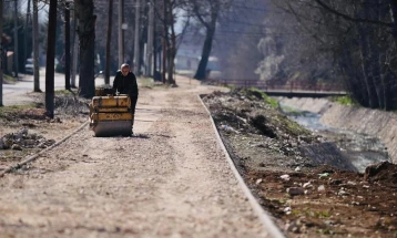 Почна изградбата на трим-патека покрај коритото на река Серава