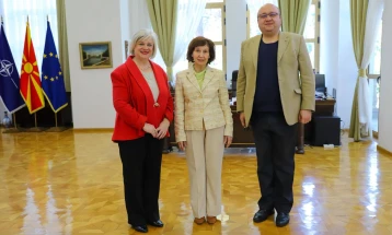 President Siljanovska-Davkova meets State Archives representatives