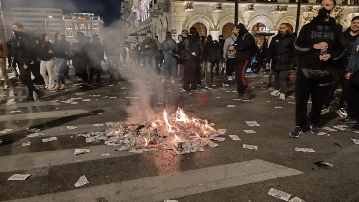 Инциденти во Атина по завршувањето на протестот за железничката несреќа