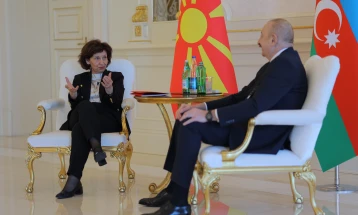 Siljanovska-Davkova begins official visit to Azerbaijan, meets with Aliyev in Baku