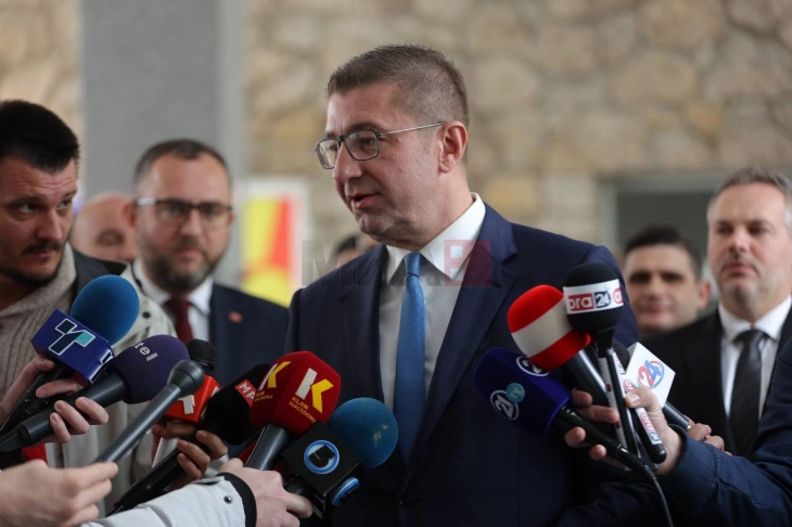 Mickoski: Të drejtat e maqedonasve në Bullgari nuk janë involvim në punët e brendshme të fqinjit tonë lindor