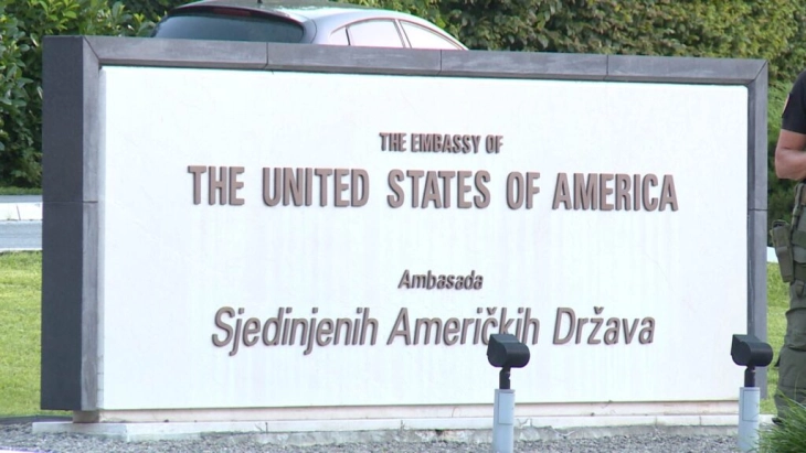 Ambasada amerikane në Beograd ka lëshuar paralajmërim sigurie lidhur me protestën e nesërme