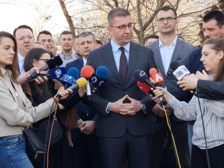 Mickoski on relations with Bulgaria: Let's wait and see, it takes two to tango