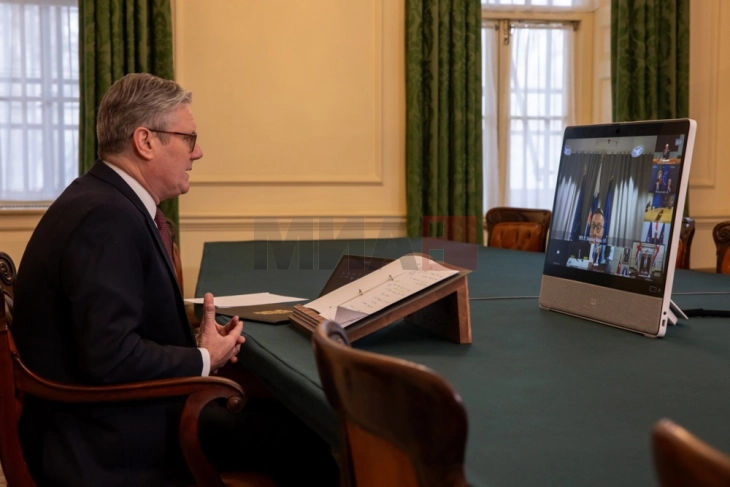 Британскиот премиер Кир Стармер повика на зголемен притисок врз Путин