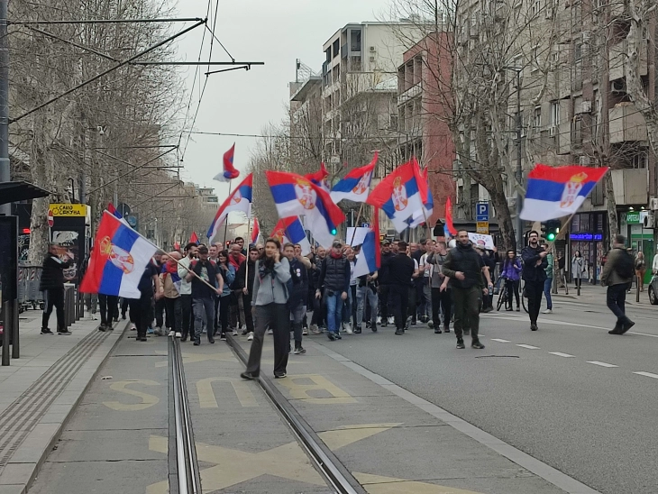 Студентите во блокада од големиот протест во Белград повикаа граѓаните да не се откажуваат од поддршката во борбата за промени