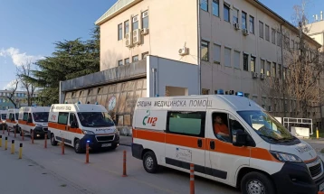 Bulgarian paramedics arrive at Skopje's Clinical Center (video)