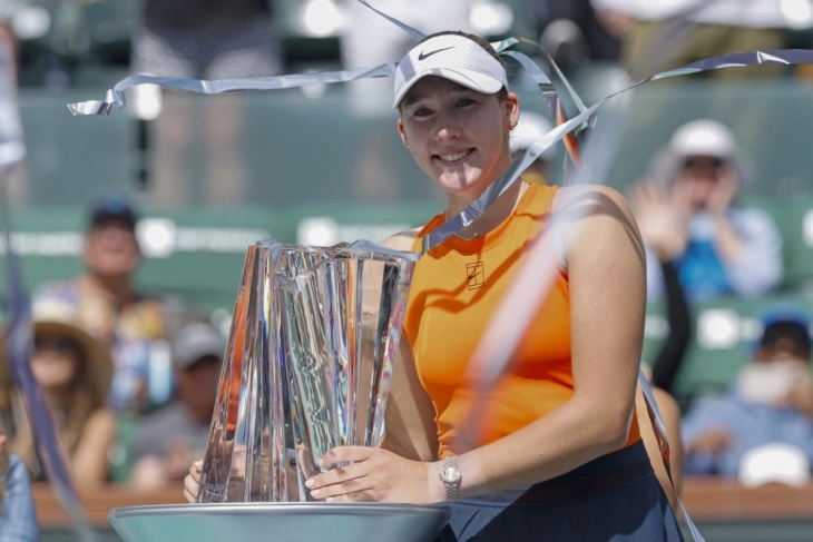 Andreeva stuns world number one Sabalenka to lift Indian Wells title