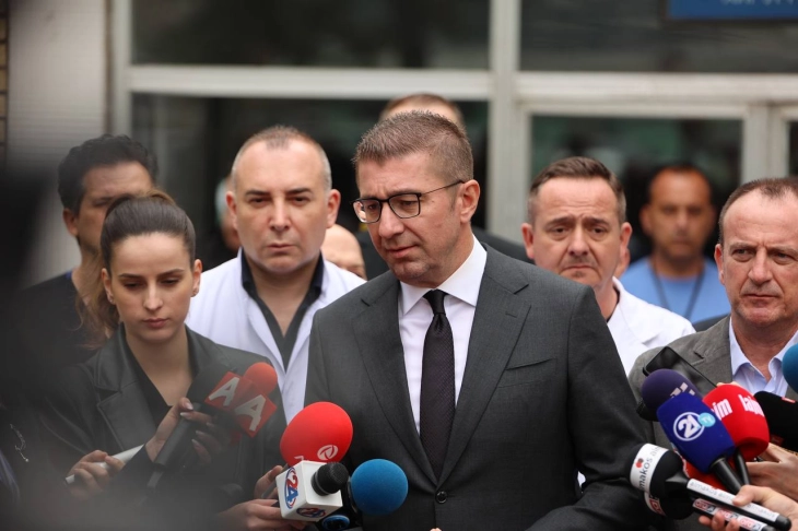 Mickoski: Në vitin 2024 janë dhënë vetëm 12 licenca për kabare