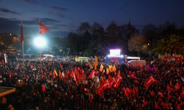 Во Турција протести поради притворањето на градоначалникот на Истанбул