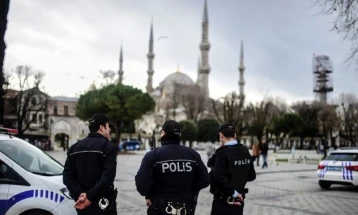 Policia turke mbrëmë ka arrestuar edhe 43 protesues në qendër të Stambollit