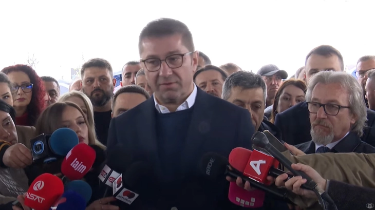 Изјава за медиуми на премиерот Мицкоски од Тетово (во живо)