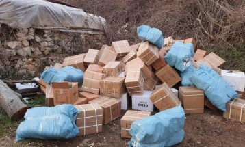 Спречен шверц на облека и обувки во заедничка акција на македонска и косовската гранична полиција