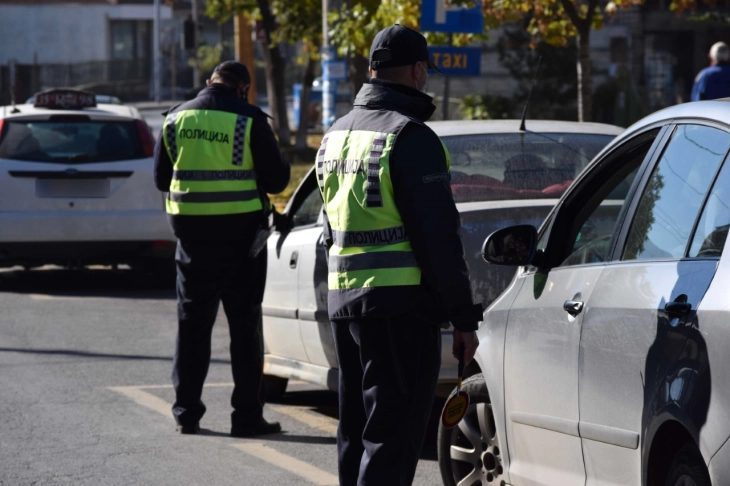 Од 1001 сообраќајни прекршоци вчера на територија на цела држава, 178 ги направиле пешаците