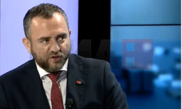 Тошковски: Организаторите во измамата со брзи кредити по итна постапка ќе бидат спроведени пред суд