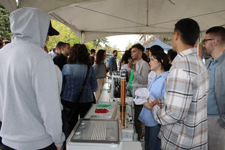 ФЕИТ ги отвори вратите за идните студенти