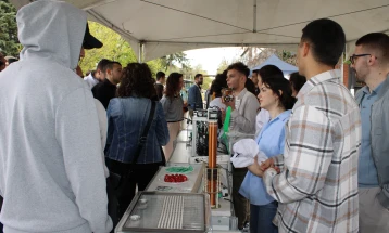 ФЕИТ ги отвори вратите за идните студенти