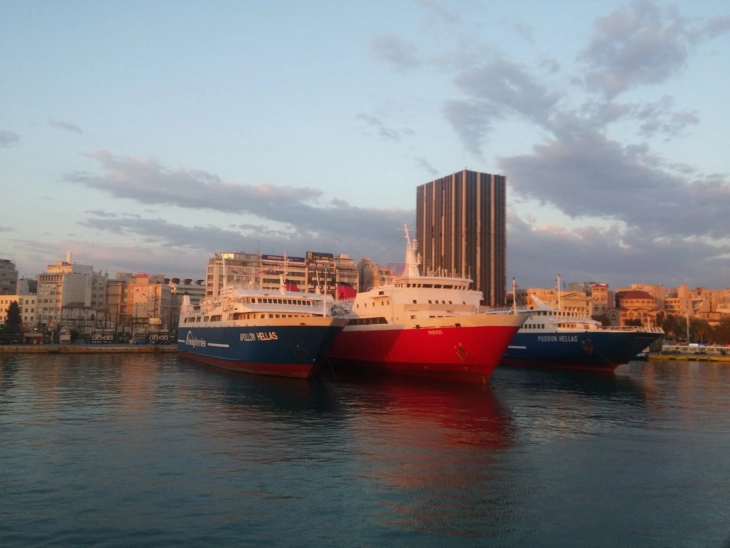 Гикас: Цените на билетите за траектите во Грција нема да се зголемат во 2025 година