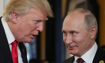 Трамп му дава на Путин три дена за прекин на огнот во Украина