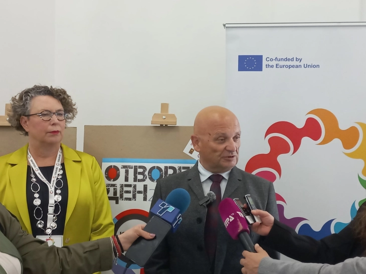 Во Битола се одржа отворен ден на УКЛО под мотото „Корени и крилја“