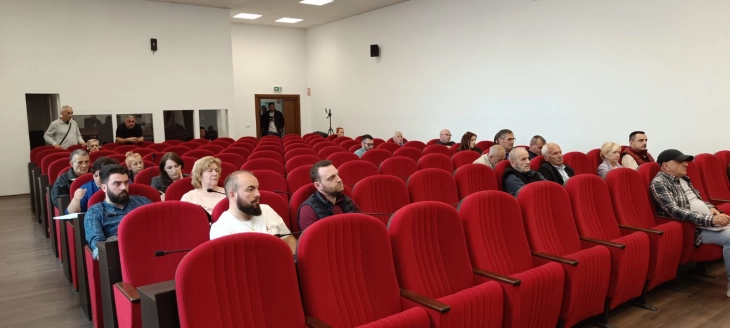 Дадени над 1000 предлози за именување улици во Тетово, се дебатираше дали да се именуваат улици по живи луѓе 