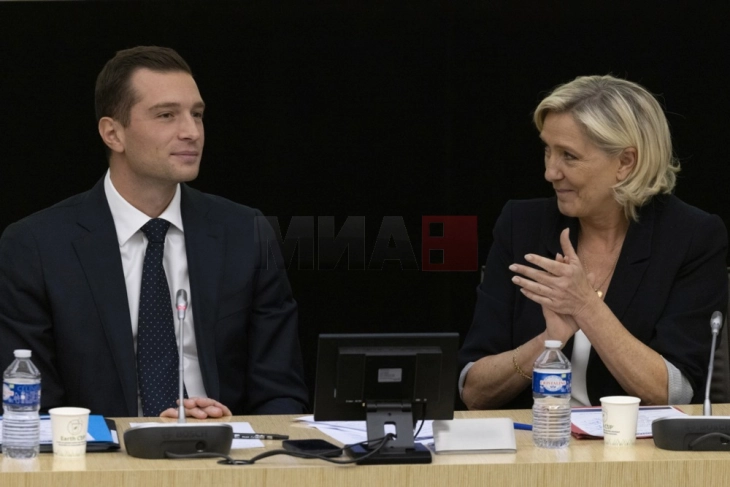 Bashkëpunëtori kryesor i Marin Le Penit paralajmëron kandidaturën për zgjedhjet presidenciale