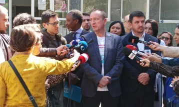 Taravari: Për momentin kemi vendim të sigurt se shkojmë me lista të veçanta të këshilltarëve dhe nga kjo nuk ka kthim prapa