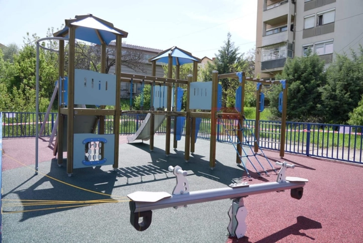 Изградба на детски катчиња и спортско игралиште во Куманово