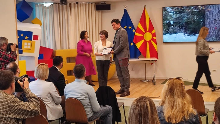 Доделени наградите за најдобри новинарски стории и фотографија на тема „Факти и дезинформации за климатските промени“