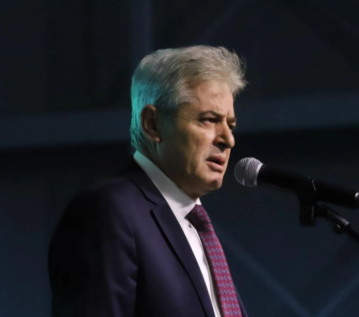 Ahmeti: Ende nuk është biseduar çështja për zgjedhjet lokale, do zë ftohen të gjitha partitë nga Koalicioni 