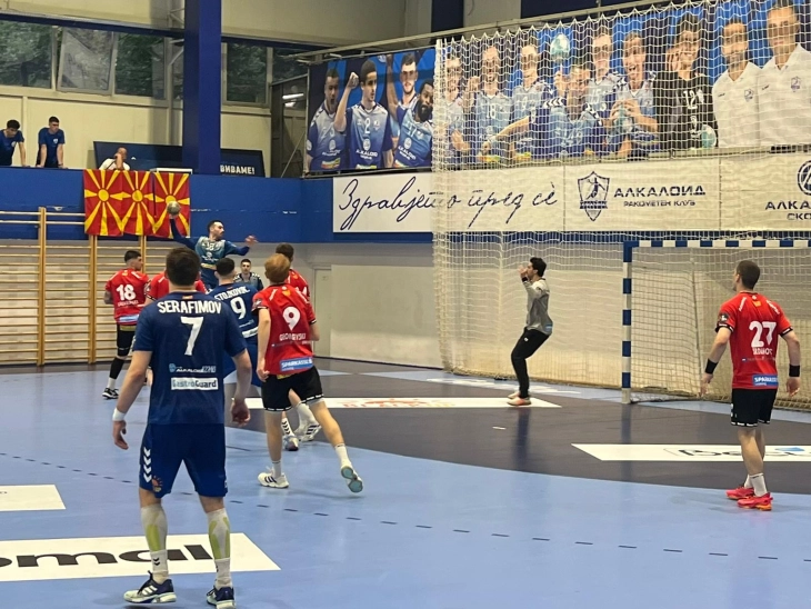 Без победник на дербито меѓу Алкалоид и Вардар