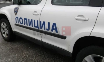 Лице во инвалидска количка повредено од автобус на улица во Струга