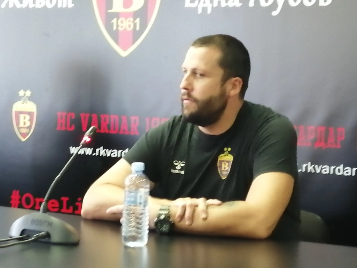 Стоилов се враќа во репрезентацијата на Македонија