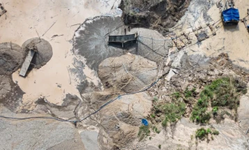 Тринаесет лица киднапирани и убиени во Перу, работеле за компанија за копање злато