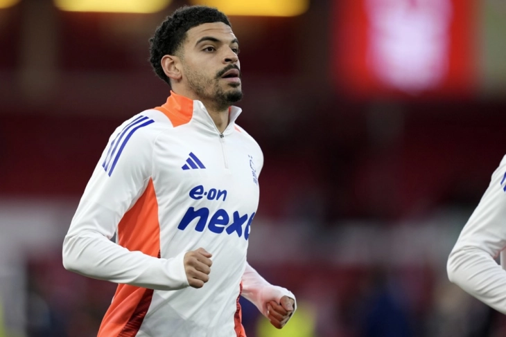 Сити е заинтересиран за фудбалерот на Нотингем, Гибс-Вајт