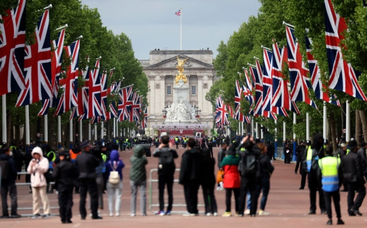 Thousands to line London streets during VE Day commemorations