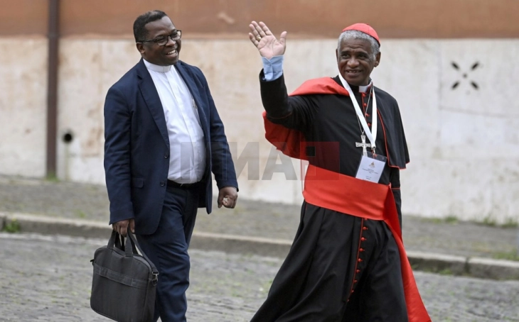 Të gjithë 133 kardinalët arritën në Romë për konklavën për zgjedhje të Papës së re