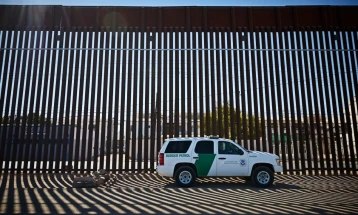 Федерален апелациски суд го отфрли барањето на Трамп за одземање на статусот на илјадници мигранти