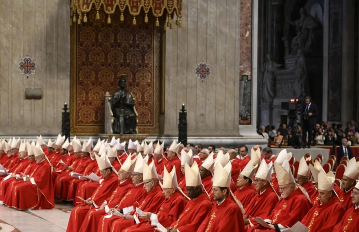 All cardinals have arrived for papal conclave